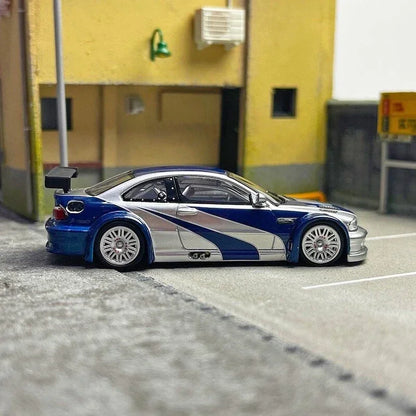 BMW M3 GTR E46 Silver And Blue Livery DCM 1:64 Diecast Car Models BMW M3 GTR E46 Silver And Blue Livery DCM 1:64 Diecast Car Models