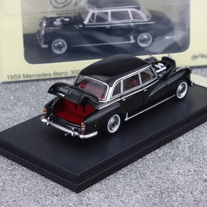GFCC 1:64 Mercedes-Benz 300D Diecast Car Model | Premium Collectible Scale Model Available in 5 Variants
