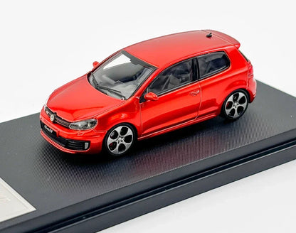 Maxwell  1:64 GOLF GTI MK6 Coupe Red Diecast Car Model