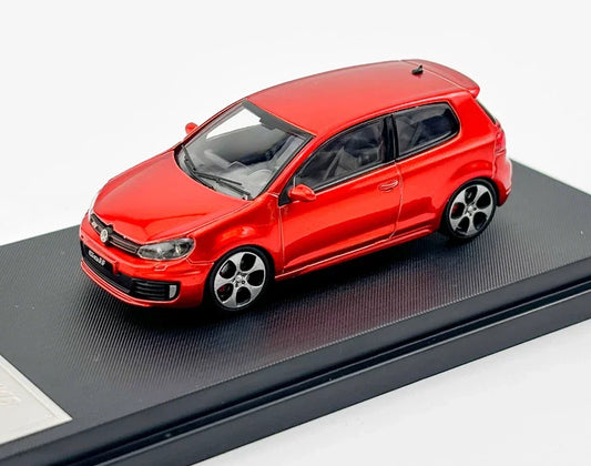 Maxwell  1:64 GOLF GTI MK6 Coupe Red Diecast Car Model