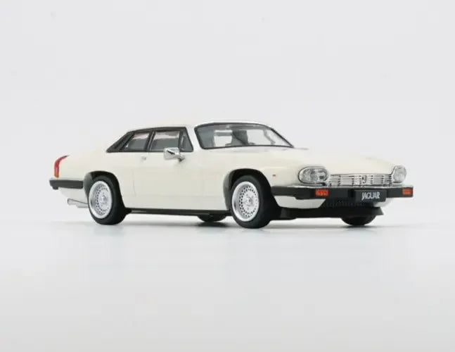 BMC 1/64 Jaguar 1984 XJS - Glacier White (RHD)-Diecast Car - Jaiman Toys