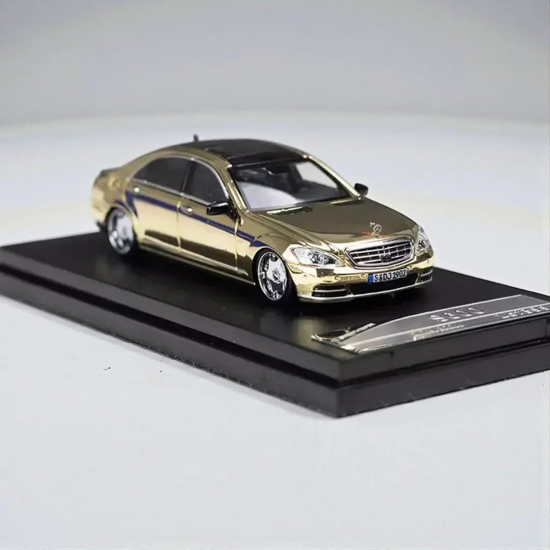 Street Warrior Mercedes-Benz S600 – Gold Finish | 1:64 Diecast