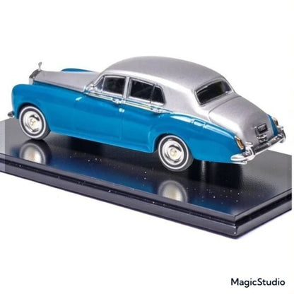 GFCC 1:64 Scale 1965 Rolls-Royce Silver Cloud III Blue and Silver Diecast Car Model