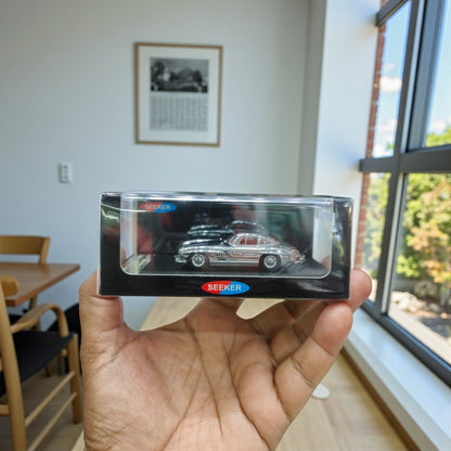 SEEKER 1:64 Mercedes-Benz 300 SL (W198) Gullwing – Chrome Finish Diecast Model Car (2 Variants)