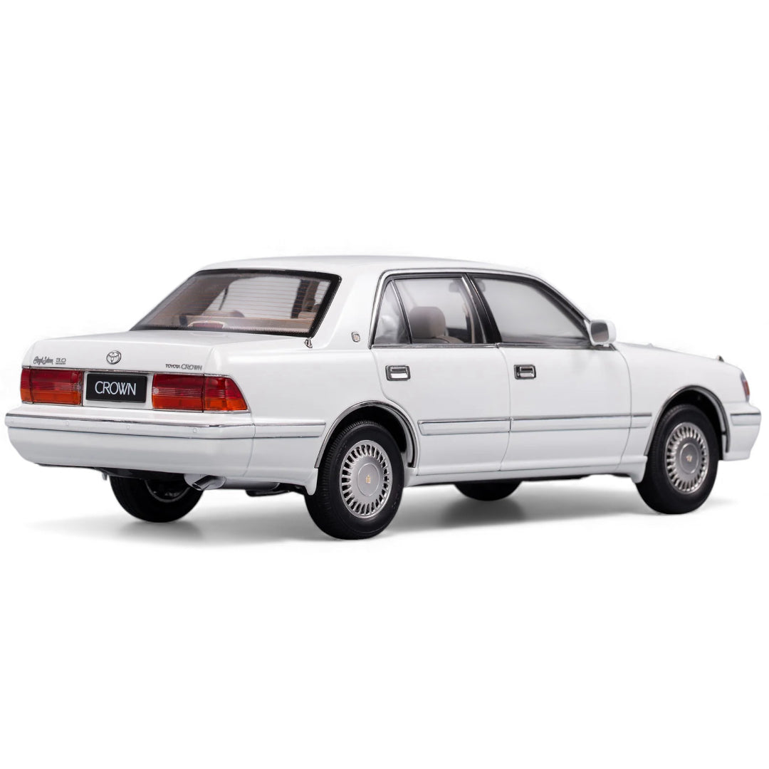 GCD 1:64 Toyota Crown JZS155 –  LHD White| Premium Diecast Model Car