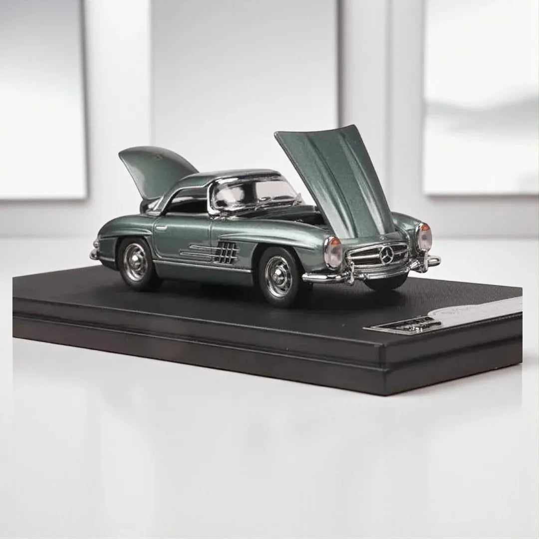 GFCC 1:64 1960 Mercedes-Benz 300SL Roadster Green Diecast Model Car