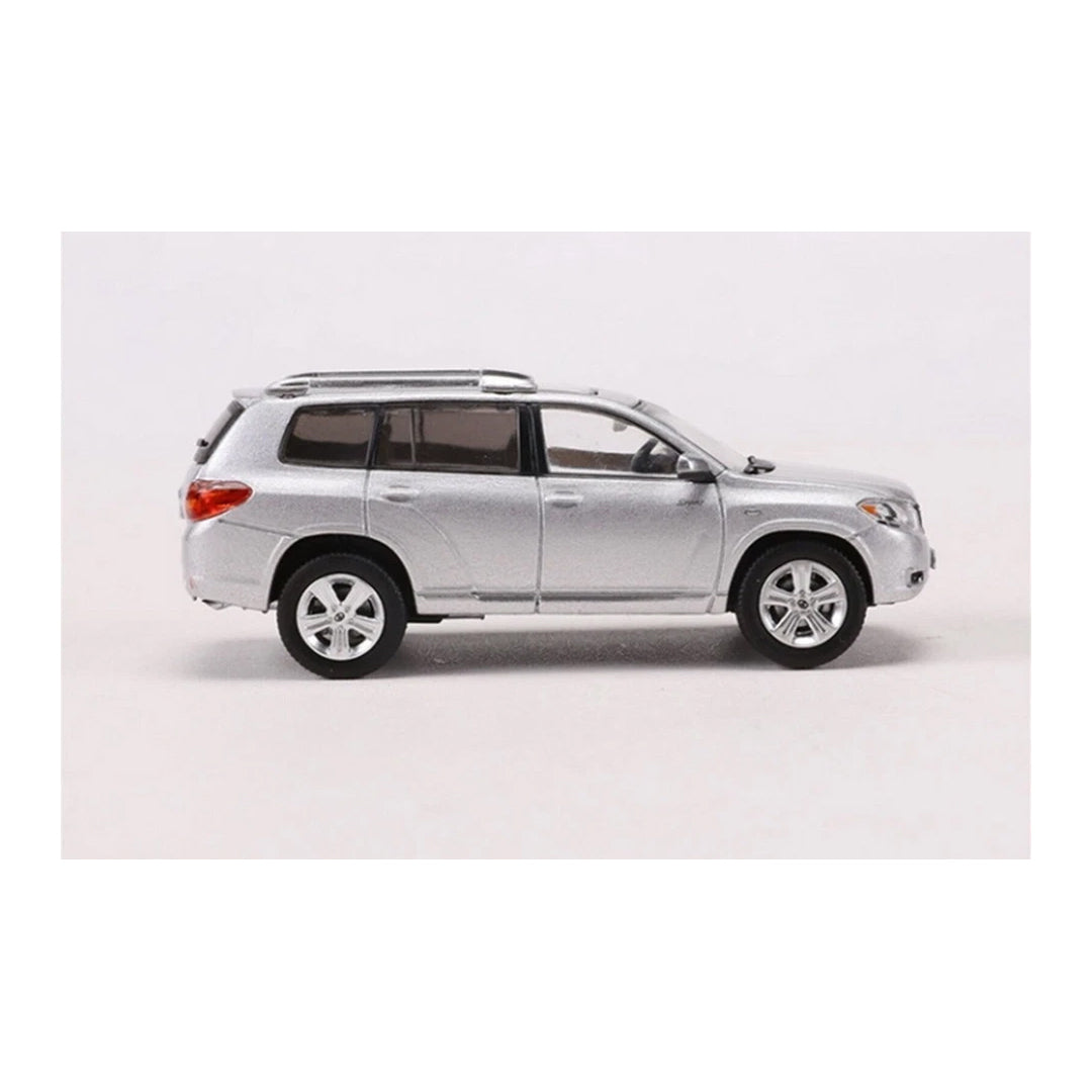 GCD 1:64 Toyota Highlander Diecast Model Car – Silver LHD | Premium Collectible SUV Miniature