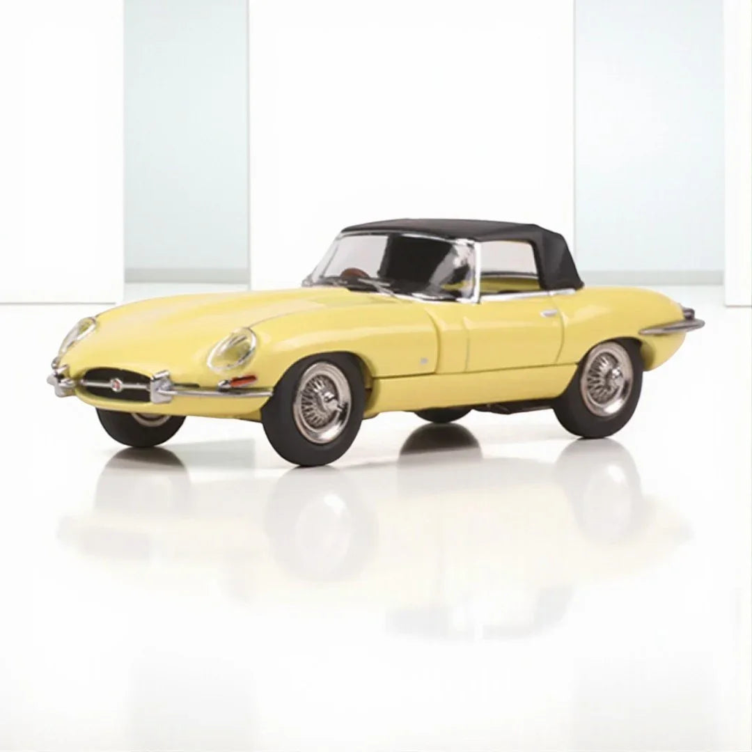 GFCC 1:64 Jaguar E-Type 1961 Roadster Yellow Diecast Car Model