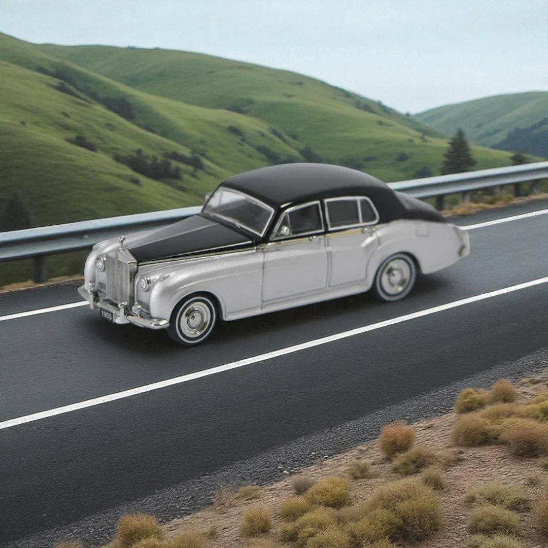 GFCC 1:64 Scale 1955 Rolls-Royce Silver Cloud Black and Silver Diecast Car Model - Jaiman Toys