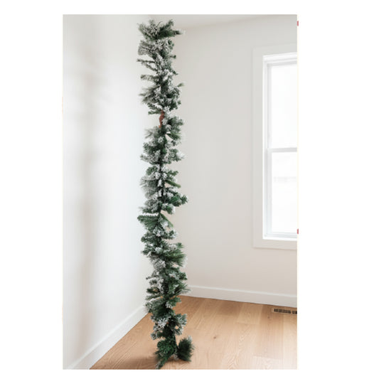 Swen EVERMERE Elegant Frosted Garland Runner 105 cm – Snow-Dusted Winter Christmas Decoration for Tables, Mantels, Walls & Festive Displays