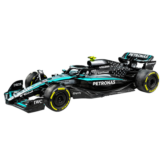 Bburago Mercedes-AMG F1 W16 E Performance Andrea Kimi Antonelli #12 1:43 Scale Die-Cast Formula 1 Racing Car Model – Mercedes-AMG PETRONAS F1 Team Collectible with Display Box