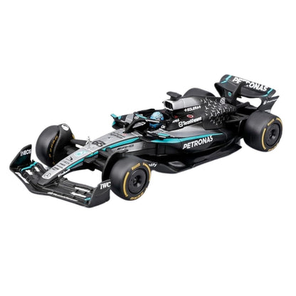 Bburago 1:43 Mercedes-AMG Petronas Formula One Team F1 W16 E Performance George Russell #63 Die-Cast Racing Model Car Collectible for F1 Fans & Motorsport Collectors