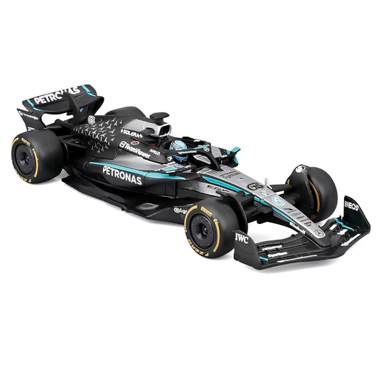 Bburago 1:43 Mercedes-AMG Petronas Formula One Team F1 W16 E Performance George Russell #63 Die-Cast Racing Model Car Collectible for F1 Fans & Motorsport Collectors