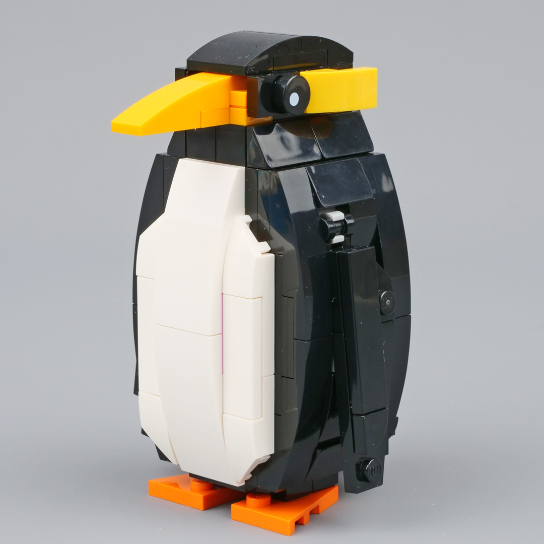 LEGO 40498 Christmas Penguin (244 Pcs)