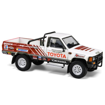PARA64 1:64 Toyota Hilux Class 7S Racing Truck 1985 – Diecast Model Pickup (White)