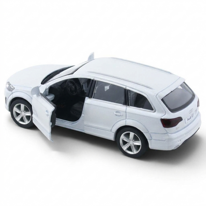 RMZ City Audi Q7 V12 1:32 Scale Die-Cast Model SUV – Metallic Blue & White Collectible Luxury Car with Opening Doors, Pull-Back Action