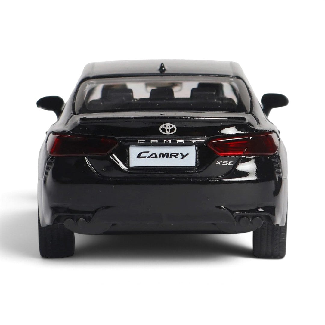 RMZ City Toyota Camry 1:32 Scale Die-Cast Model Car – Black & White Collectible Luxury Sedan with Opening Doors, Pull-Back Action,